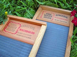 The &quot;Stradivarius&quot; of musical washboards.