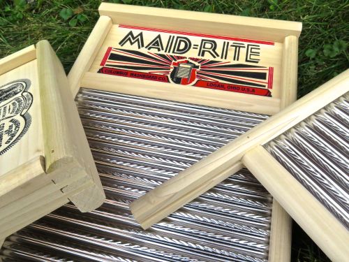 Maid-Rite Spiral Stainless Steel Washboard, family size